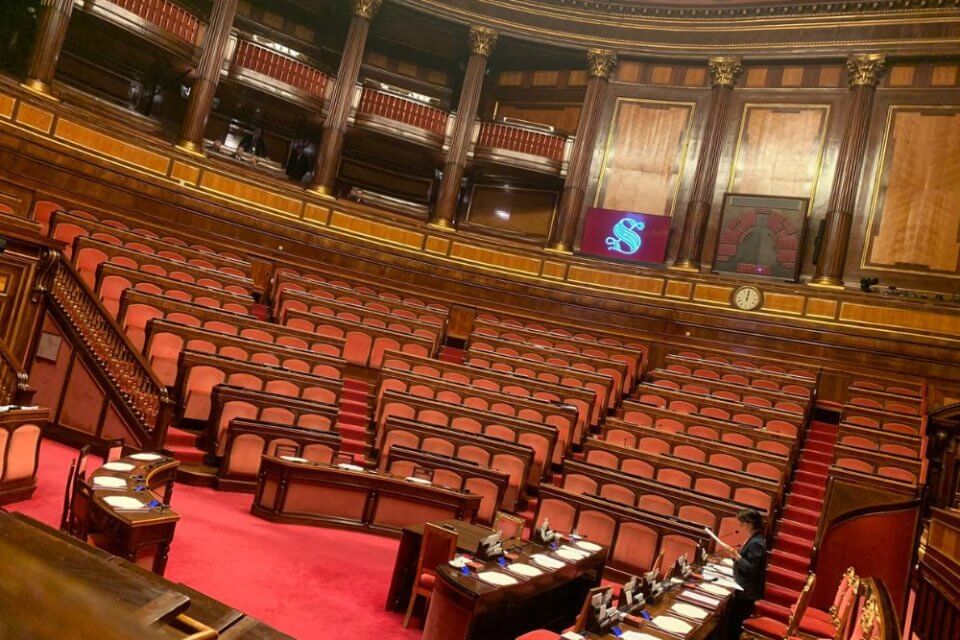 Politica: Le persone non credono più, hanno ragione?